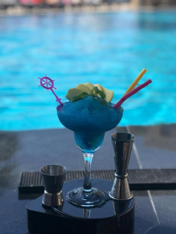 Neopol Hotel Kusadası Eksteriør billede